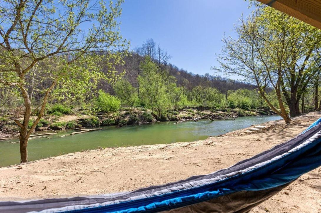 River Front Hallowed Horse Glamp Tent 2 Campo de lujo *